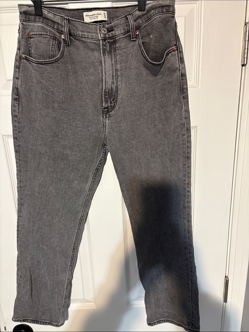 Abercrombie & Fitch Charcoal Gray Straight-Leg Jeans